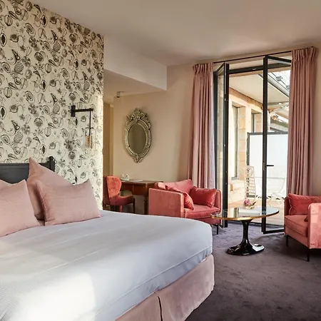 Hotel Manoir De Lan Kérellec 4*