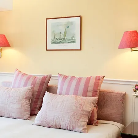 Manoir De Lan Kerellec Hotel 4*